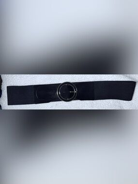 Pre-Loved Torrid Black Wide Elastic Belt with Gold trim Round Buckle Size 4